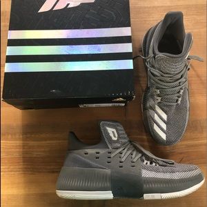 Adidas Dame 3 Men’s 8.5